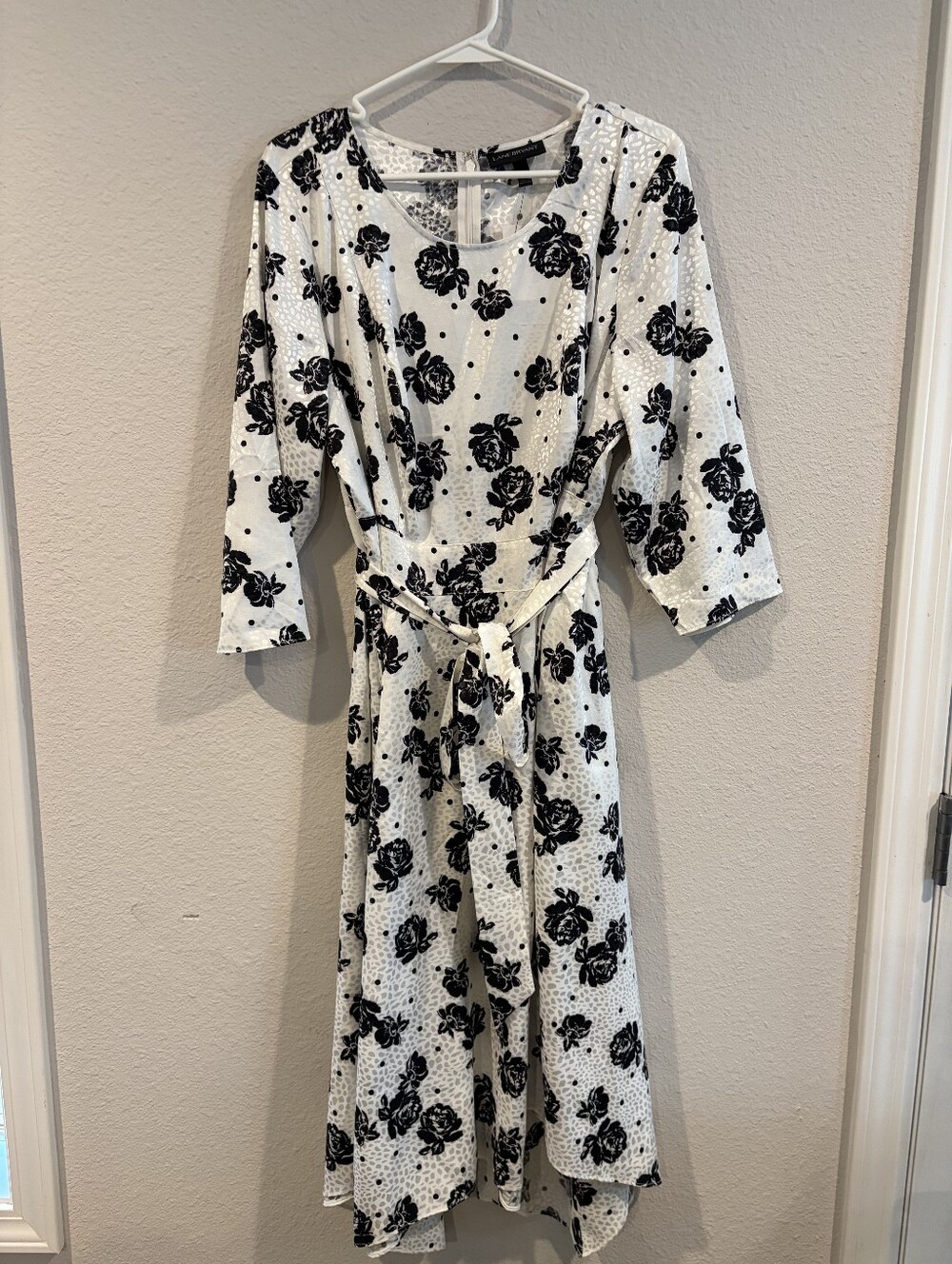 NEW Lane Bryant‎ Womens Black White Floral Rose Print Long Sleeve Midi Dress 18